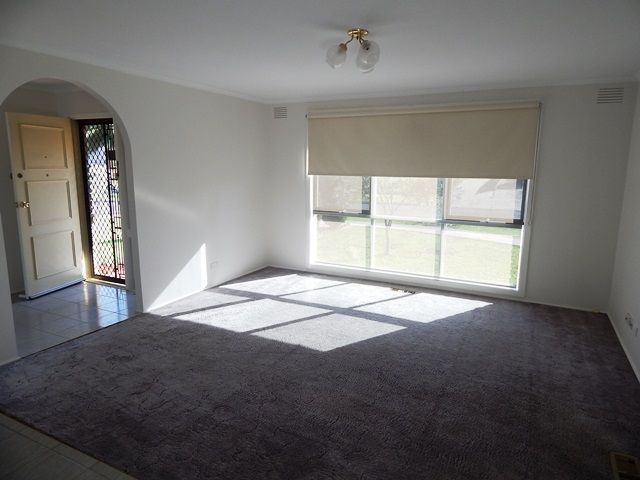 9 Tranquil Place, Thomastown, VIC 3074