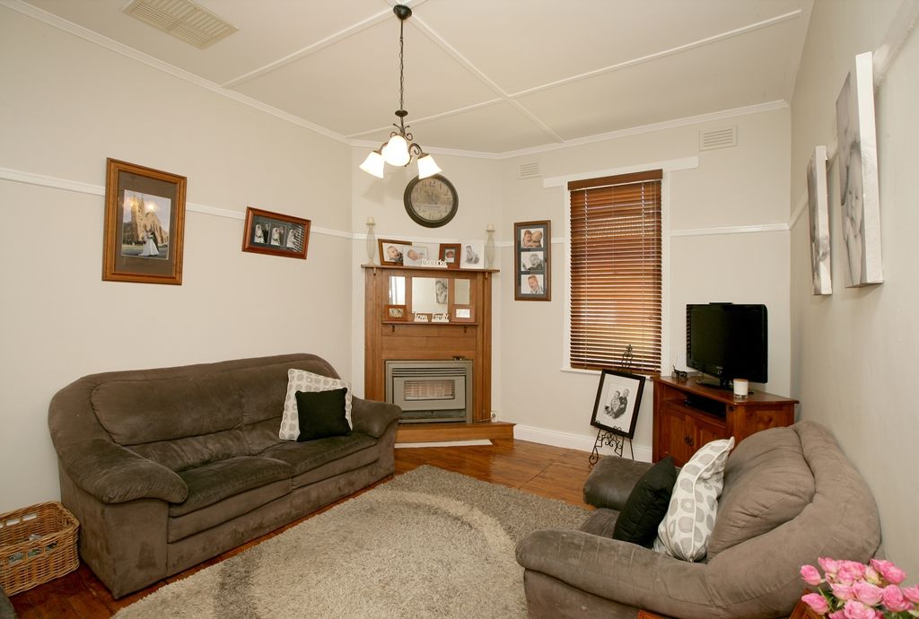 44 Meurant Avenue, Wagga Wagga, NSW 2650