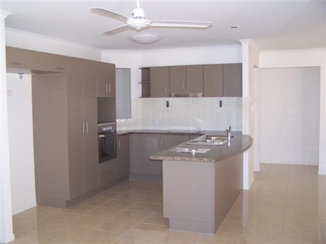 12 Valley Vista Court, West Gladstone, QLD 4680