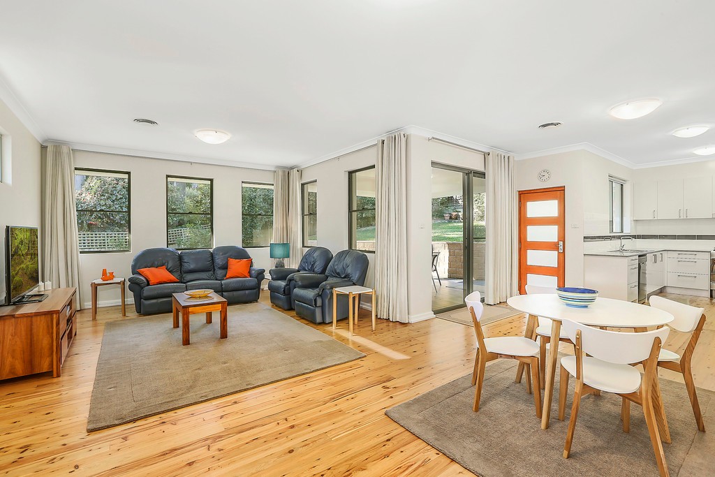 5 Dennis Avenue, Wahroonga, NSW 2076