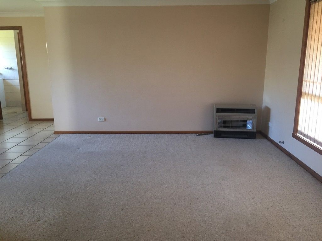1/16 Ebelina Crescent, Parkes, NSW 2870