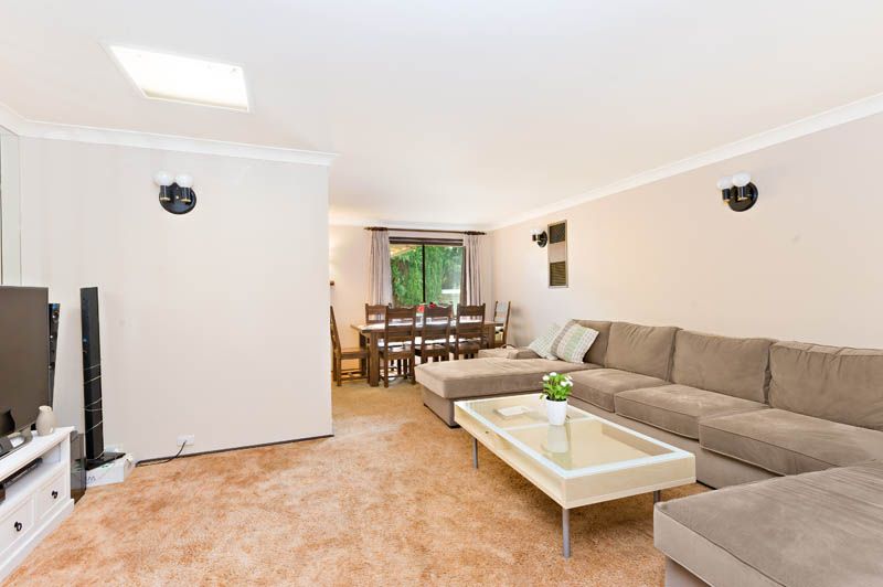 2 Burnett Place, Sylvania Waters NSW 2224