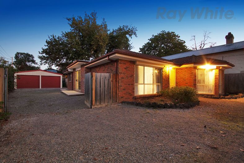 1 TAYLORS Road, Croydon VIC 3136