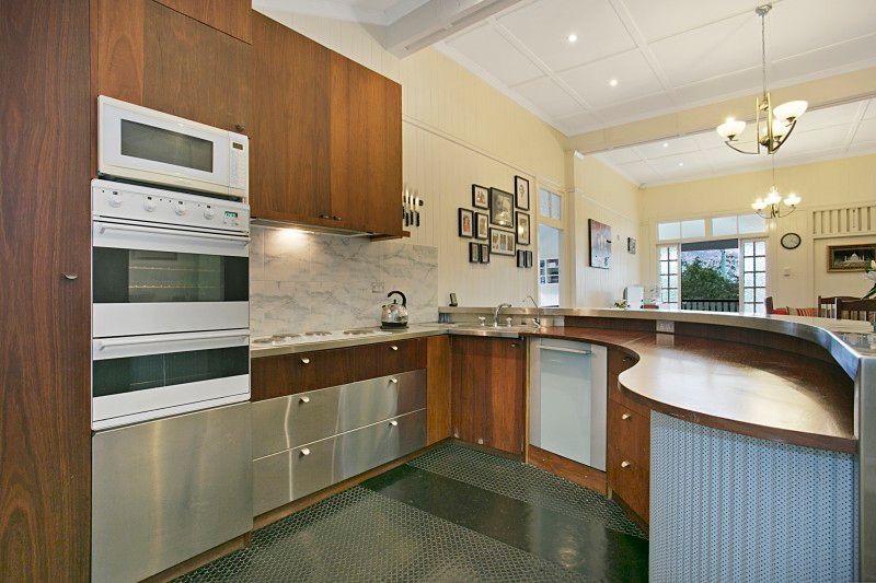 45 Honour Avenue, Chelmer, QLD 4068