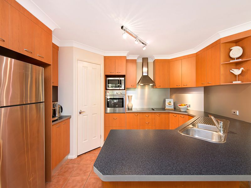 48 Brookeside Crescent, Seventeen Mile Rocks, QLD 4073