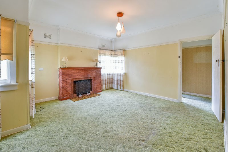 15 Genty Street, Campbelltown, NSW 2560