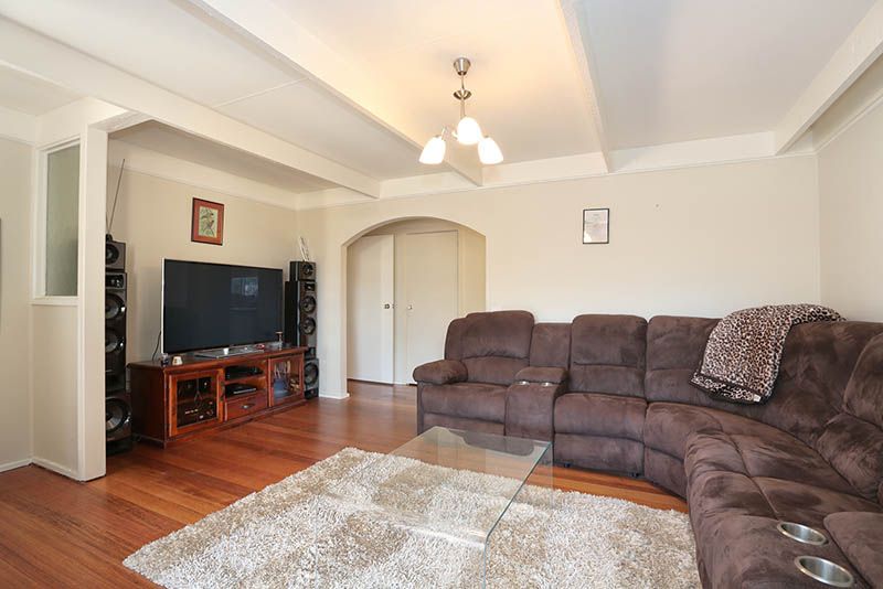 8 Ashton Road, FERNTREE GULLY, VIC 3156