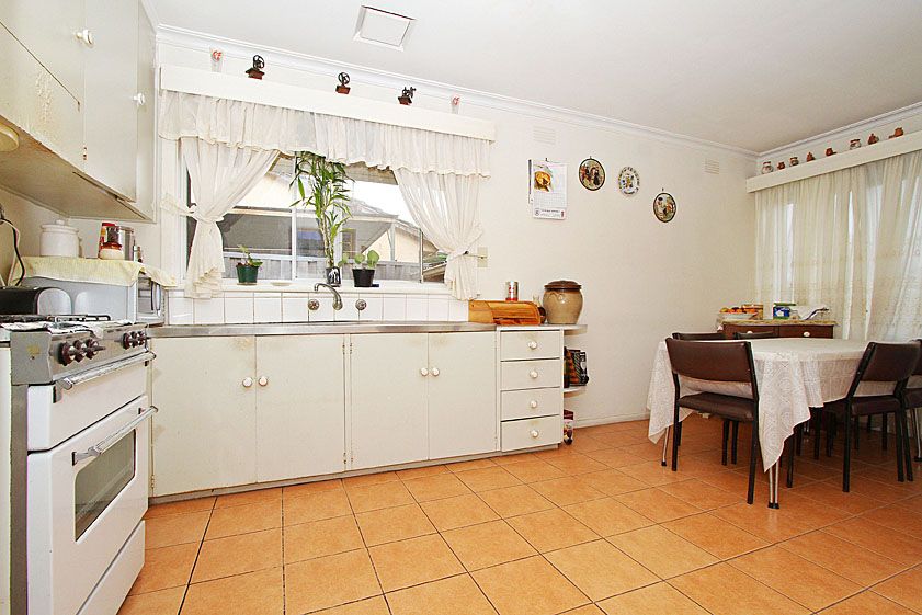 34 Edmondson Street, Lalor, VIC 3075