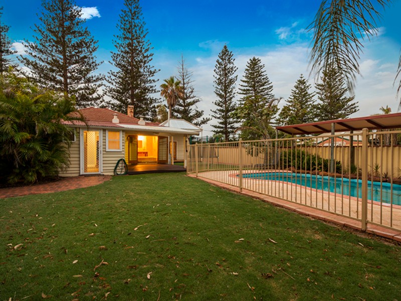 9 Jose Street, BEACHLANDS, WA 6530