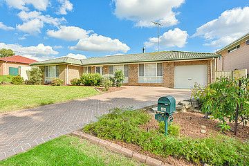 8 McEwan Circuit, Mount Annan, NSW 2567