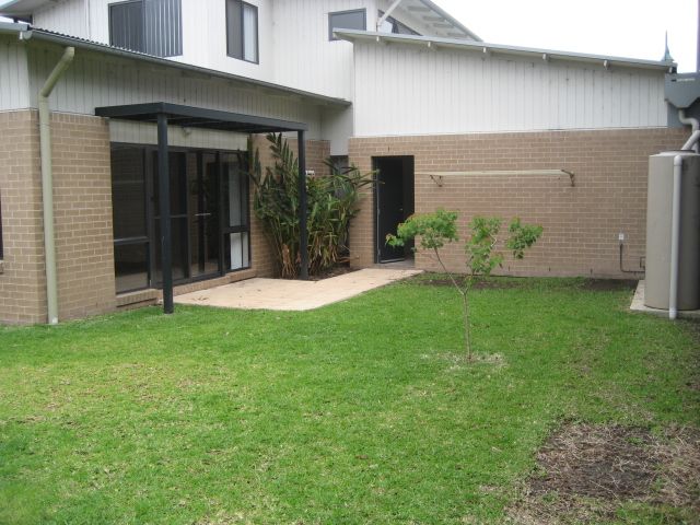 5 Kestrel Circuit, Shortland, NSW 2307