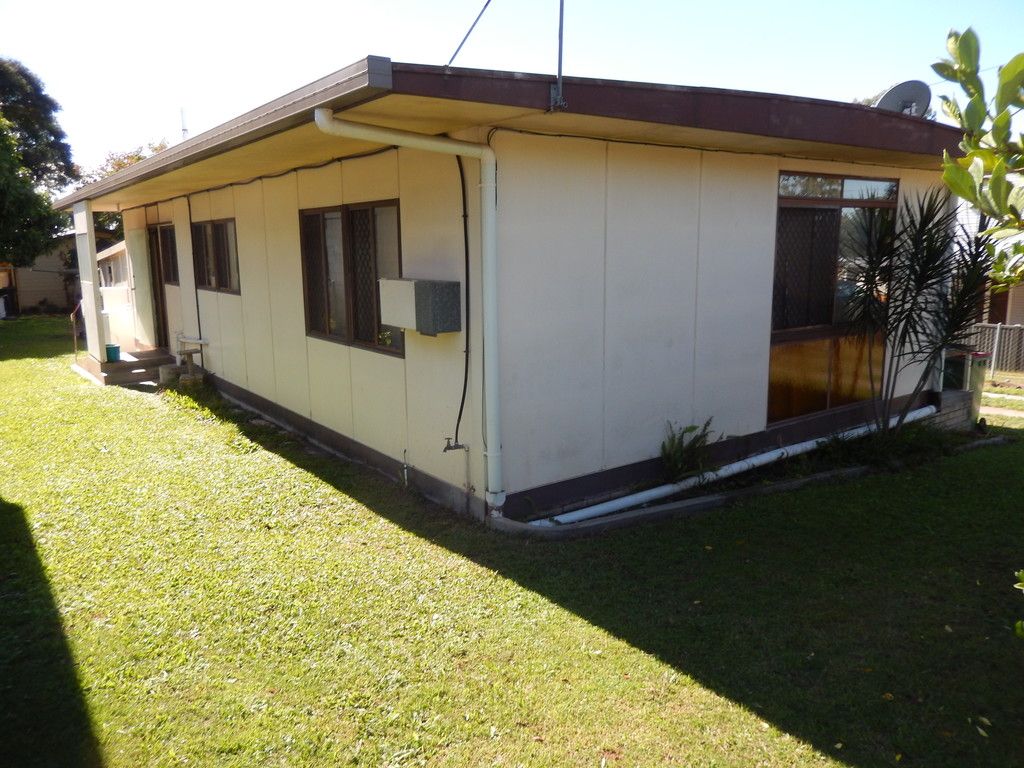 17 Emerald Street, Brassall, QLD 4305