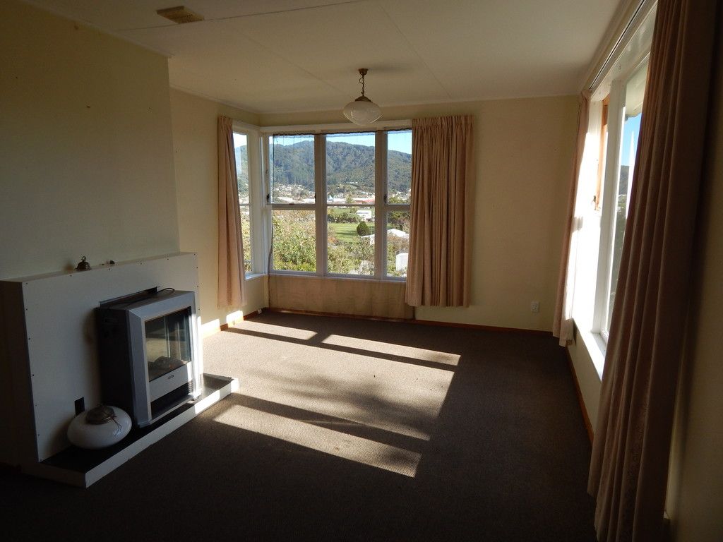 23 Isabel Grove, Wainuiomata, Lower Hutt City
