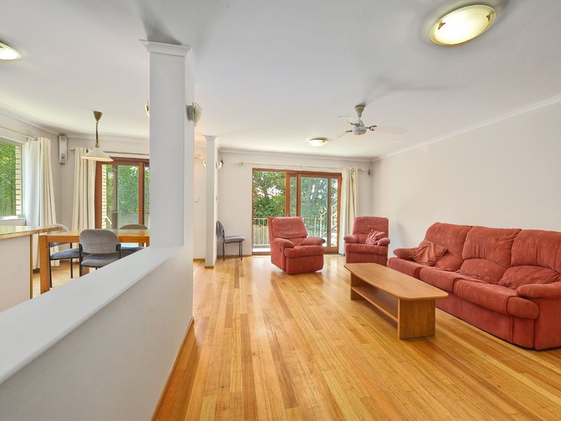 15 Crawford Avenue, Stafford, QLD 4053