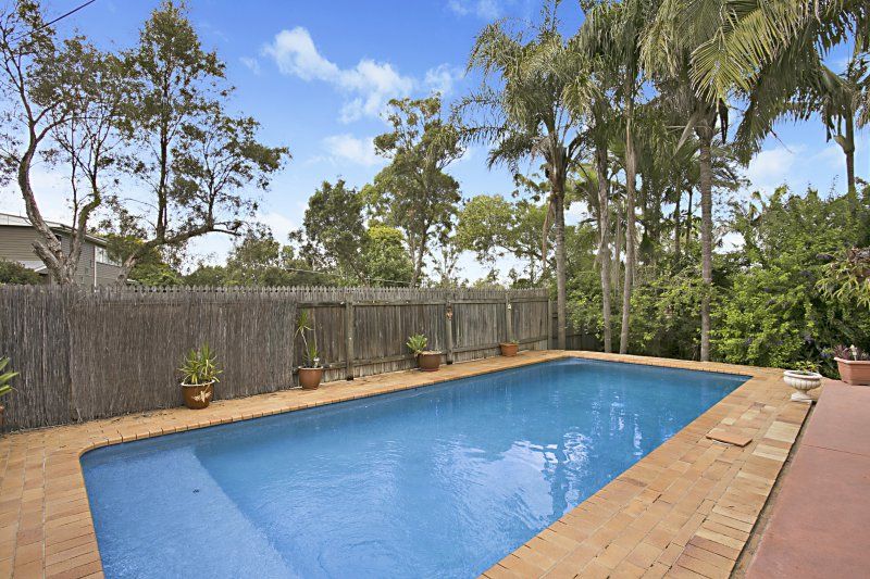 70 Strickland Terrace, Graceville, QLD 4075