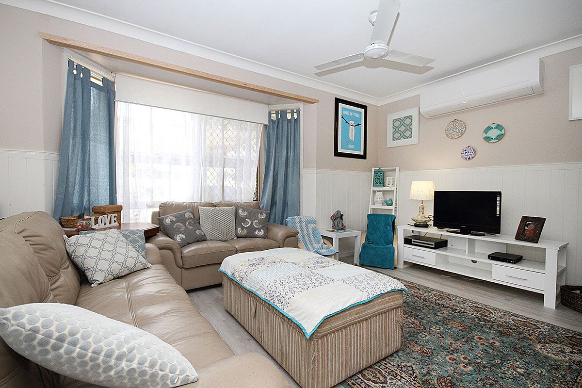 37 Leslie Drive, Muirlea, QLD 4306