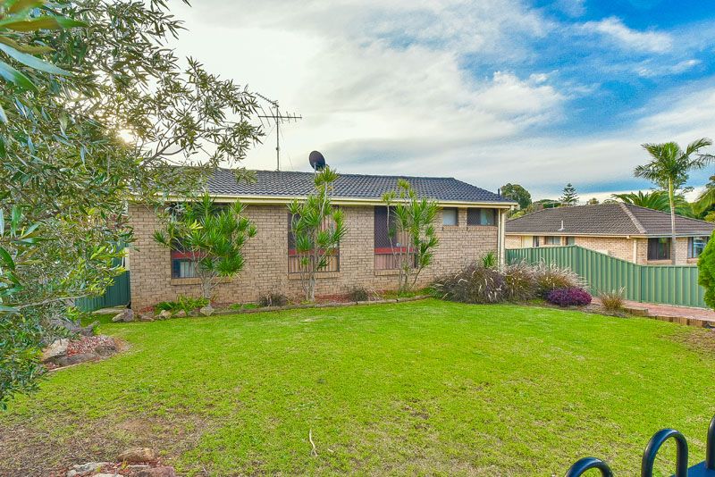 19 Ardrossan Crescent, St Andrews NSW 2566
