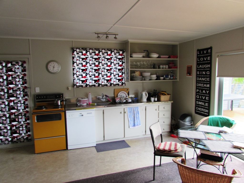 102 B The Square, Whangamata, Thames Coromandel District