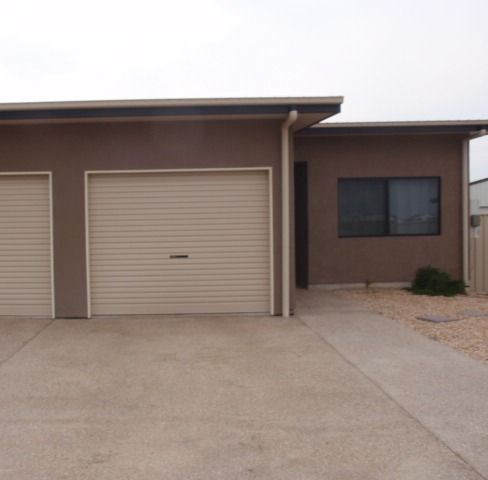 1/17 Charlton Street, Emerald, QLD 4720