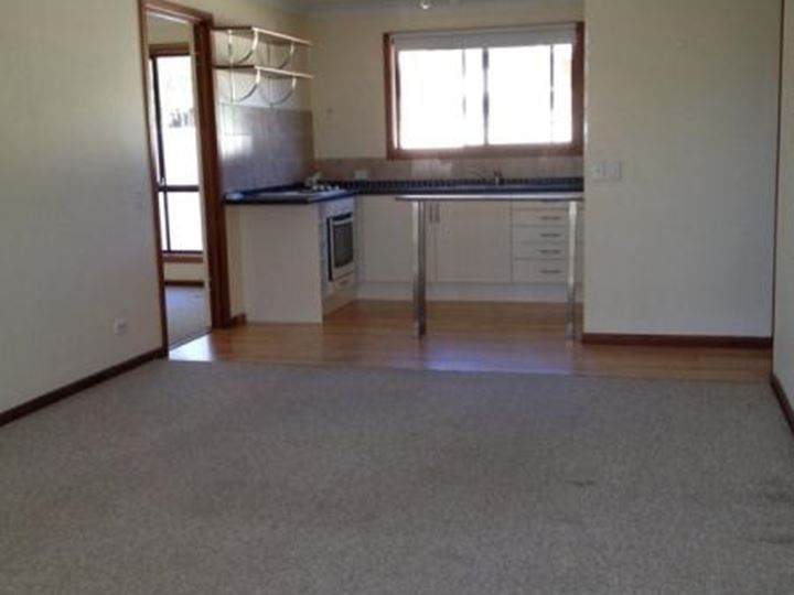 2/2 Warrie Close, Paradise Point, QLD 4216