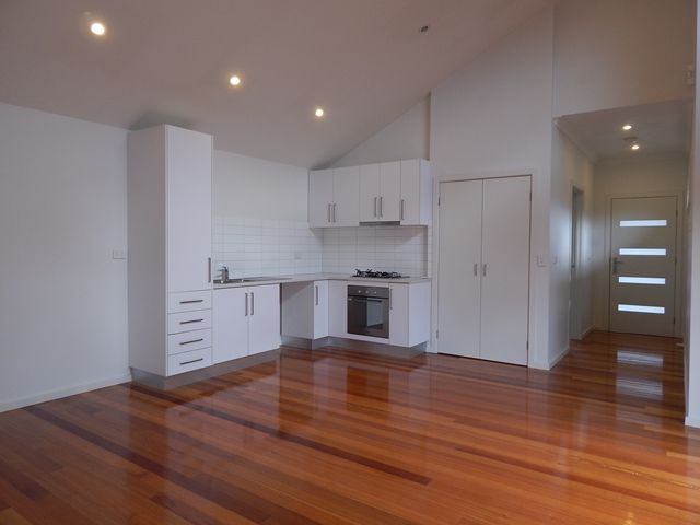 3/60 Locher Avenue, Reservoir, VIC 3073