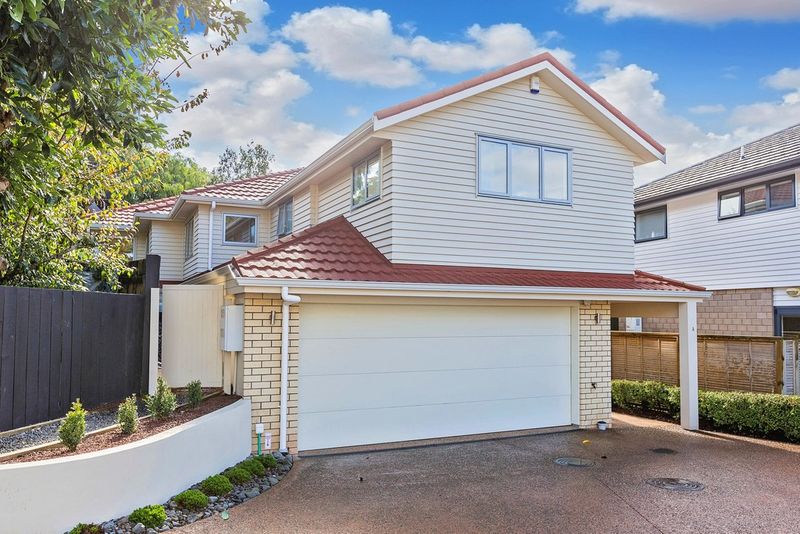 Perfect Design, Perfect Location - Mount Albert