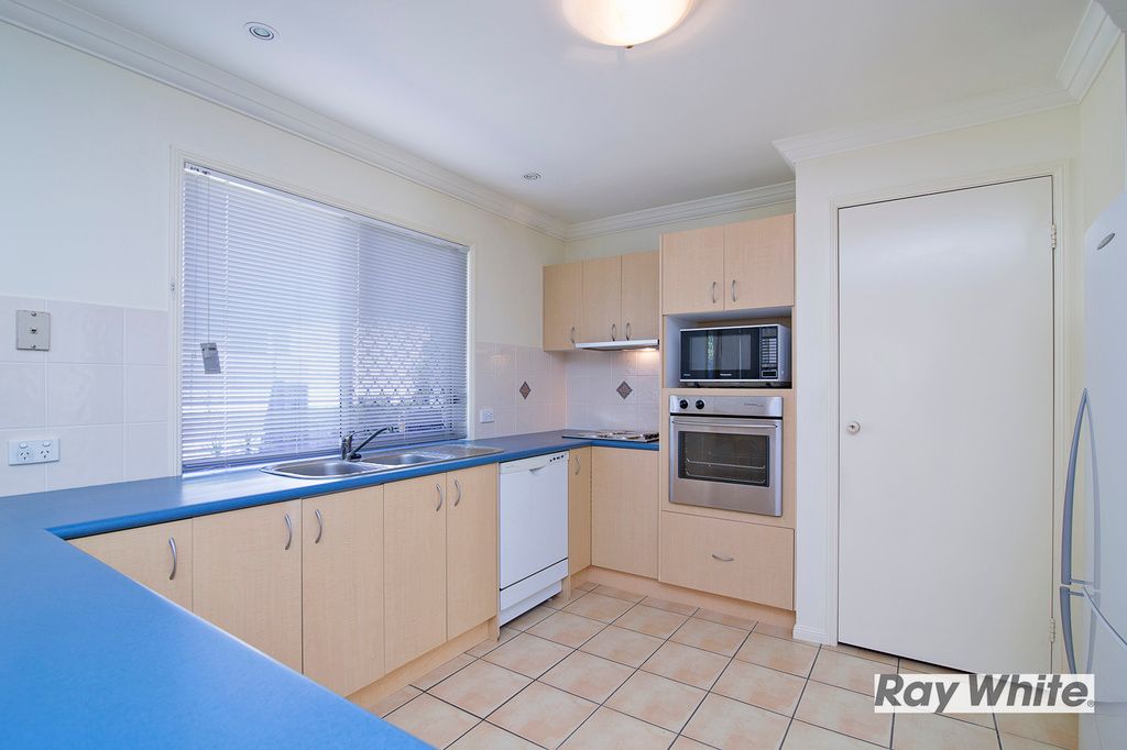 10 Cotton Close, Forest Lake, QLD 4078