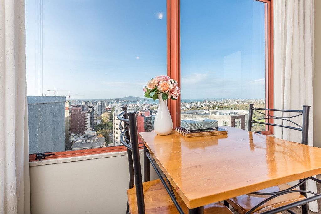17C/3 Whitaker Place, Grafton, Auckland City