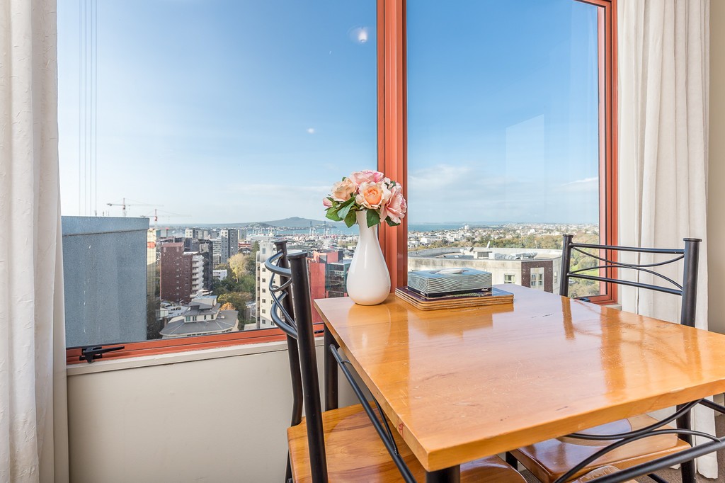 17C/3 Whitaker Place, Grafton, Auckland City