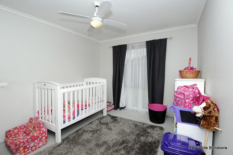 27 Halter Crescent, EPPING, VIC 3076