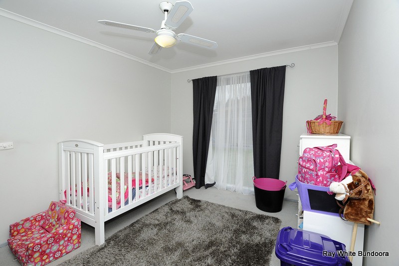 27 Halter Crescent, EPPING, VIC 3076