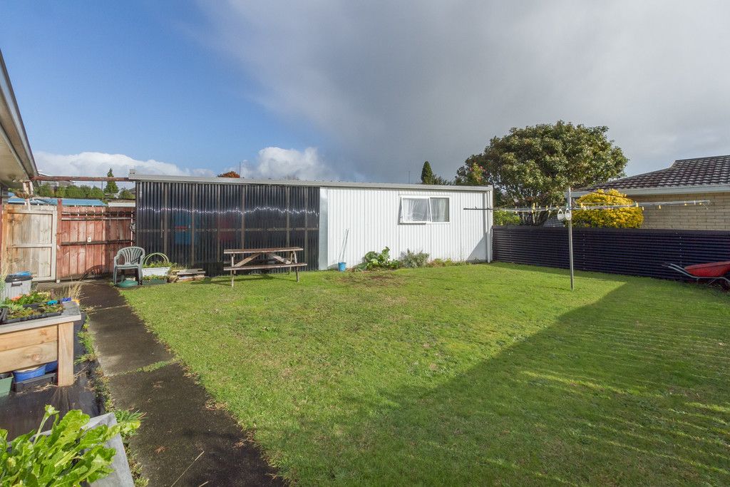 40 Livingstone Avenue, Nawton, Hamilton City