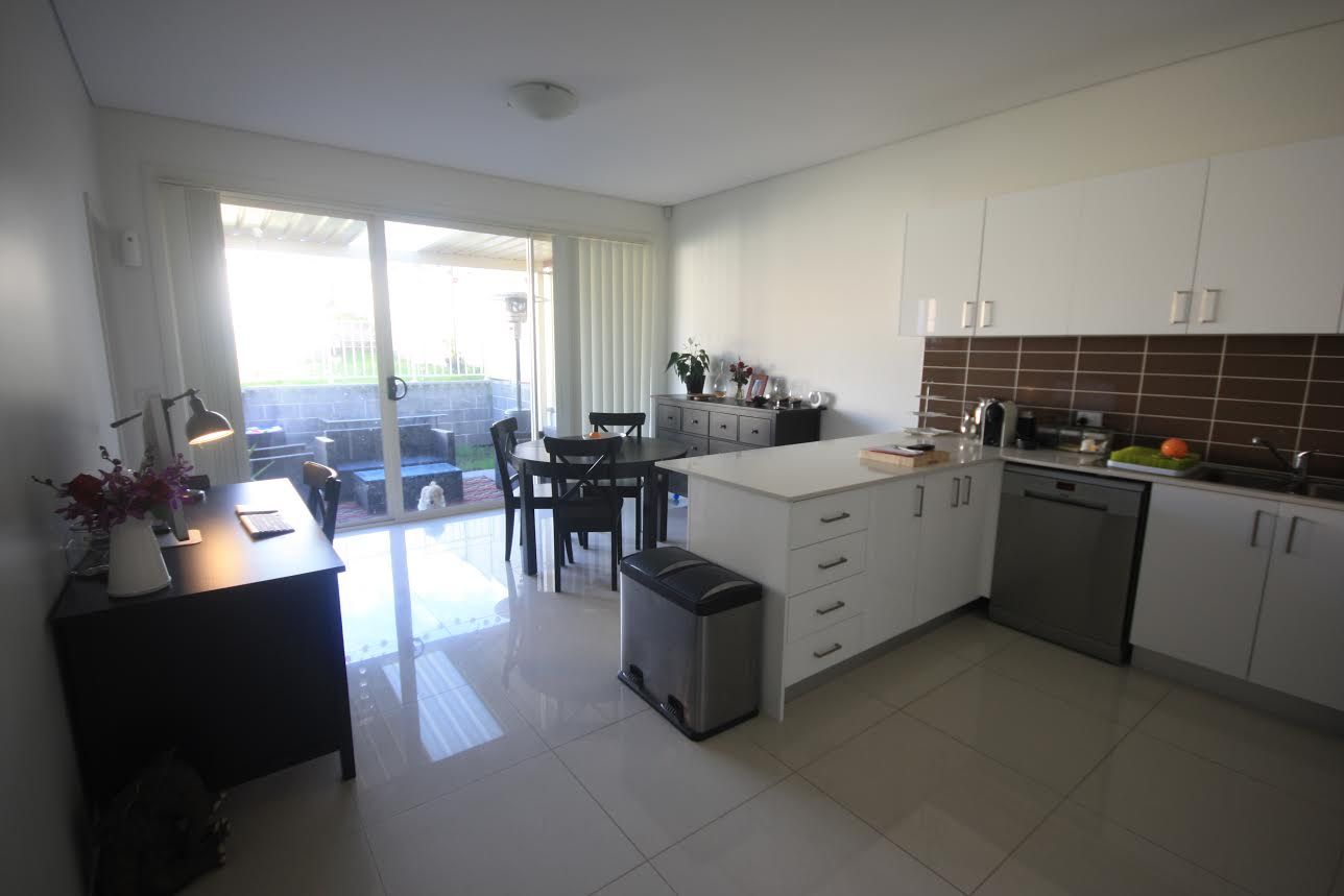 8/221a Waterworth Drive, Mount Annan, NSW 2567