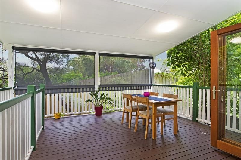 9 Alexandra Street, BARDON, QLD 4065