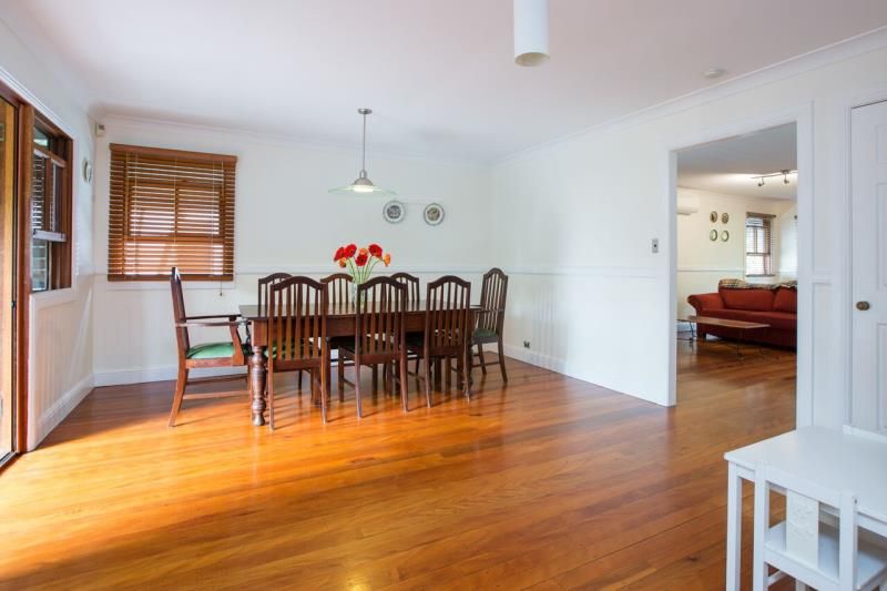 11 Shaw Street, Bardon, QLD 4065