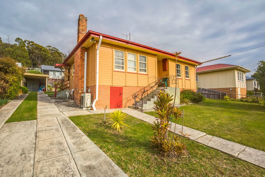8 Addison Street, Riverside TAS 7250