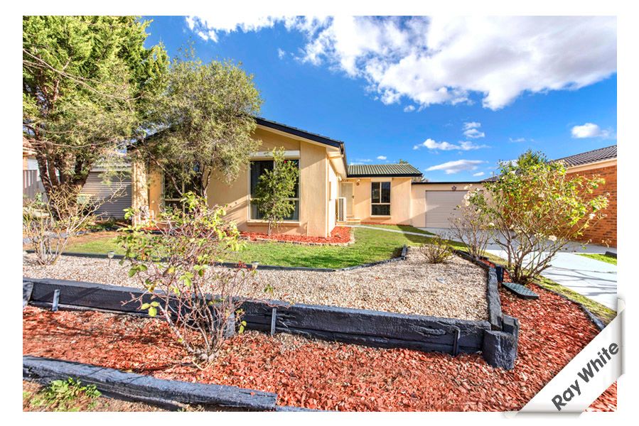 22 Chalker Circuit, Banks ACT 2906