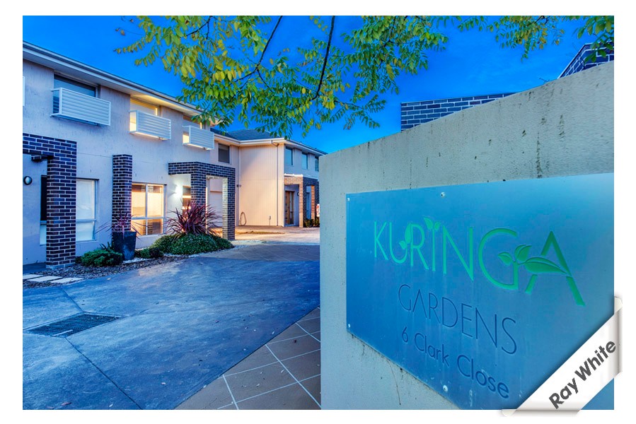 2/6 Clark Close, Spence, ACT 2615