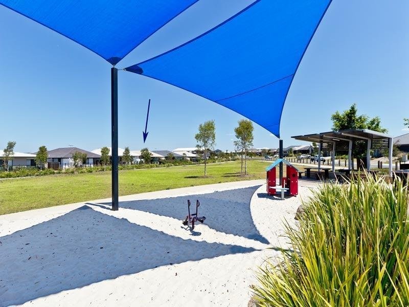 21 Merion Crescent, NORTH LAKES, QLD 4509