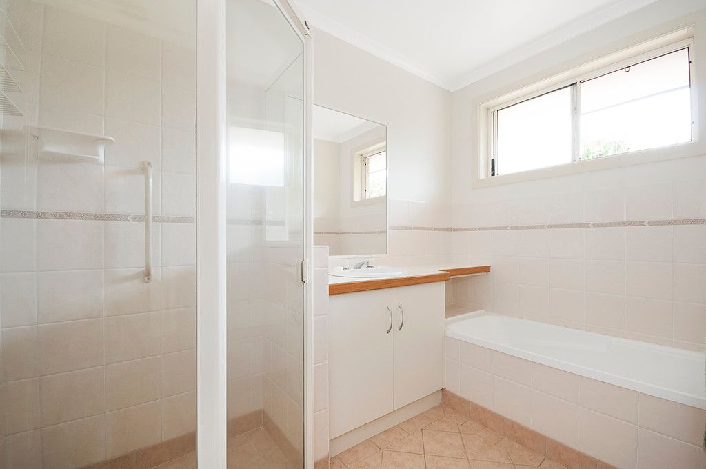2/32 Harold Tory Drive, Yamba, NSW 2464
