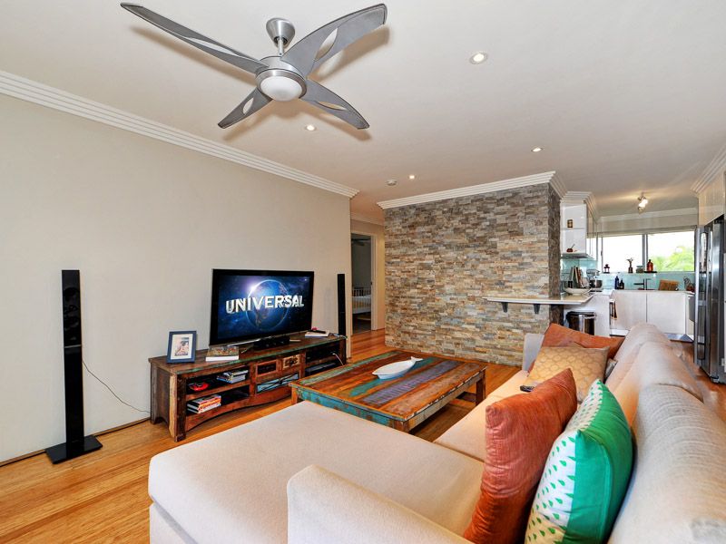 2 Nagel Avenue, Miami QLD 4220