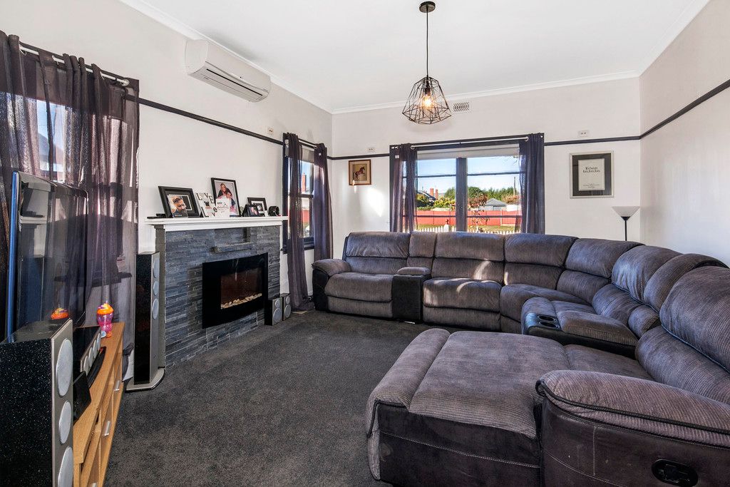 105 Comb Street, Soldiers Hill, VIC 3350