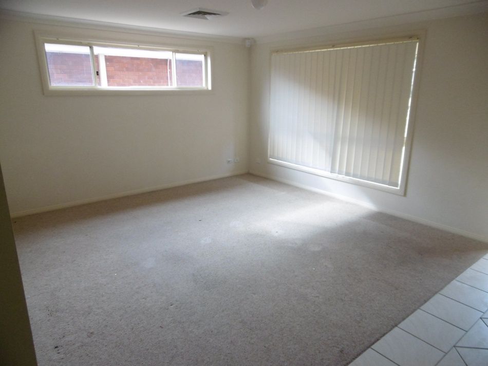 2/33 Manning Street, KINGSWOOD, NSW 2747