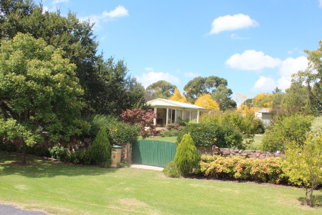 54 Bulwer Street, Tenterfield NSW 2372