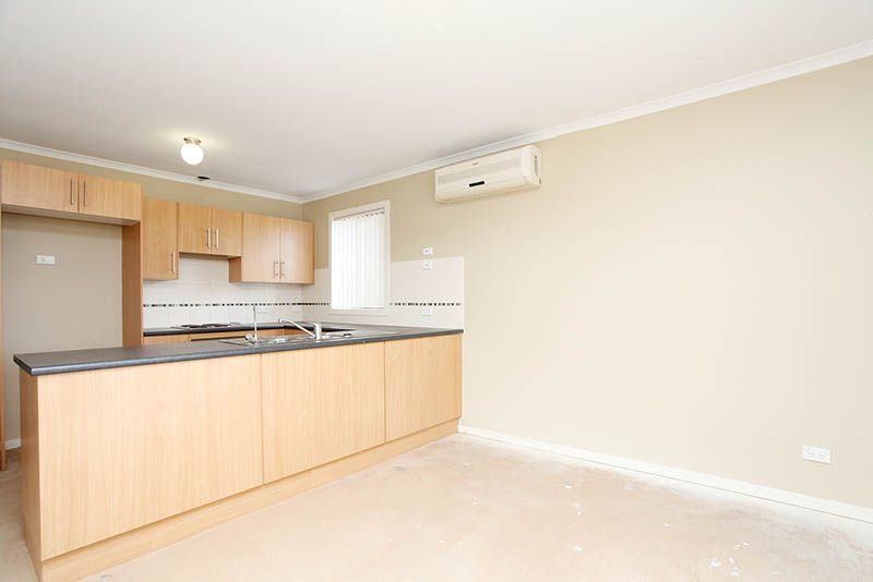 1 Hamra Drive, Smithfield, SA 5114
