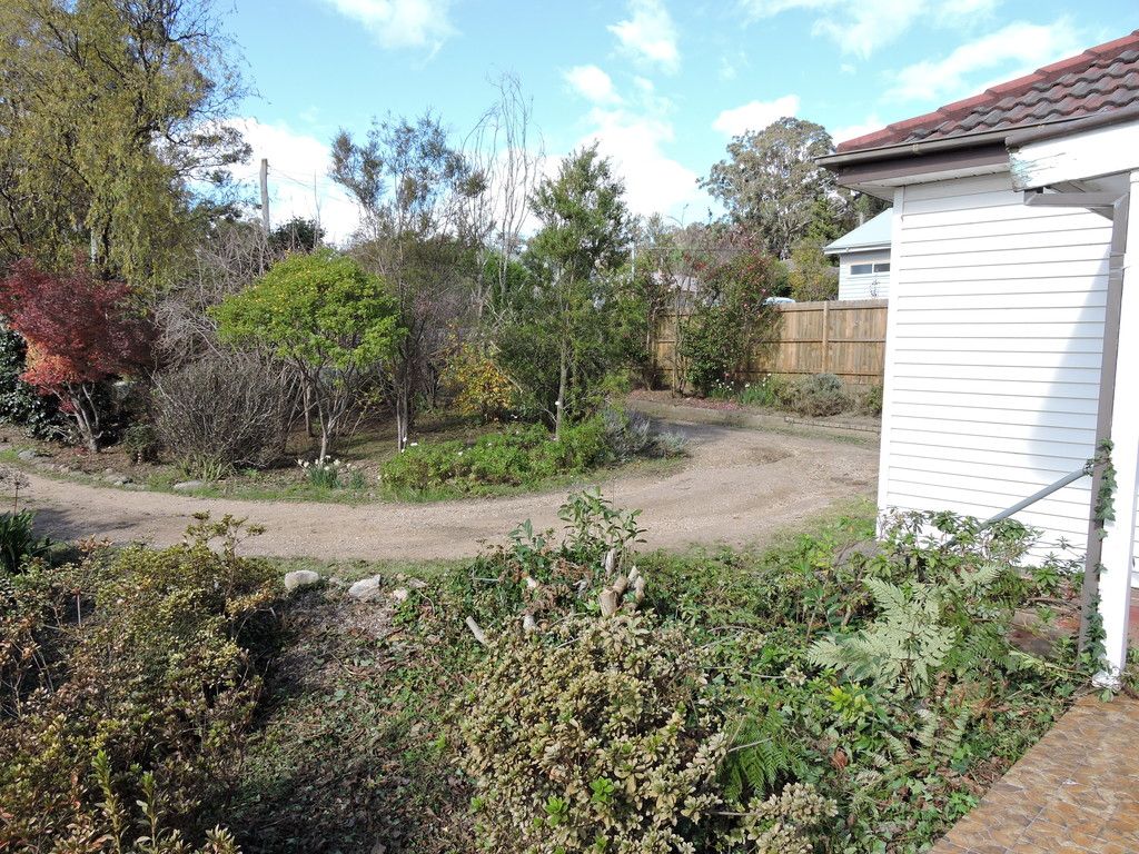 27 Oxley Drive, Mittagong, NSW 2575