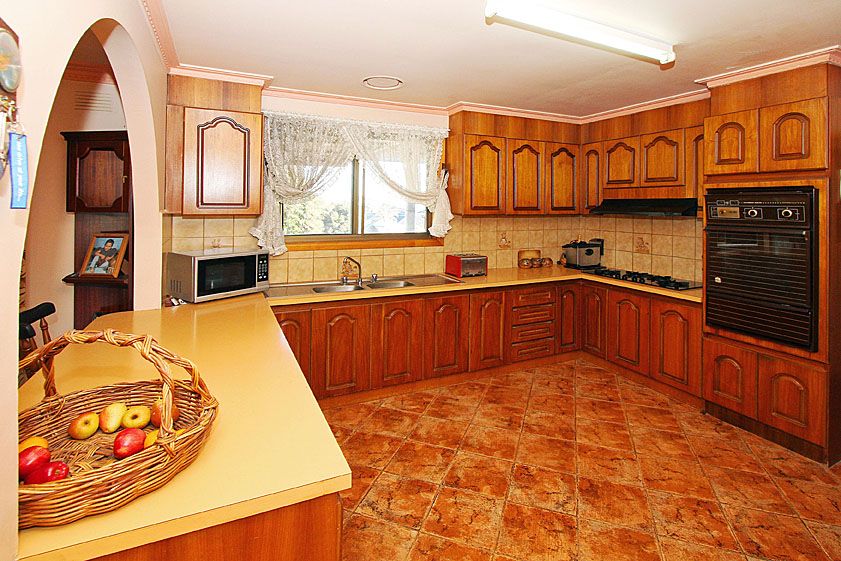 167 Victoria Drive, Thomastown, VIC 3074