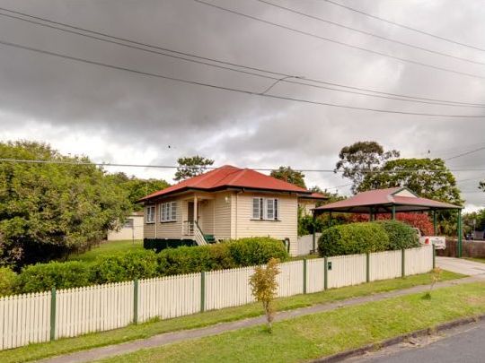 76 Midson Street, Stafford QLD 4053
