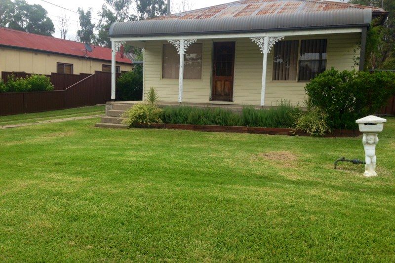 5 Barker Street, Cambridge Park, NSW 2747