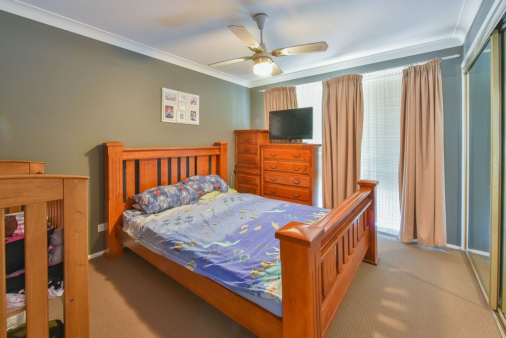206 Eagleview Road, Minto, NSW 2566